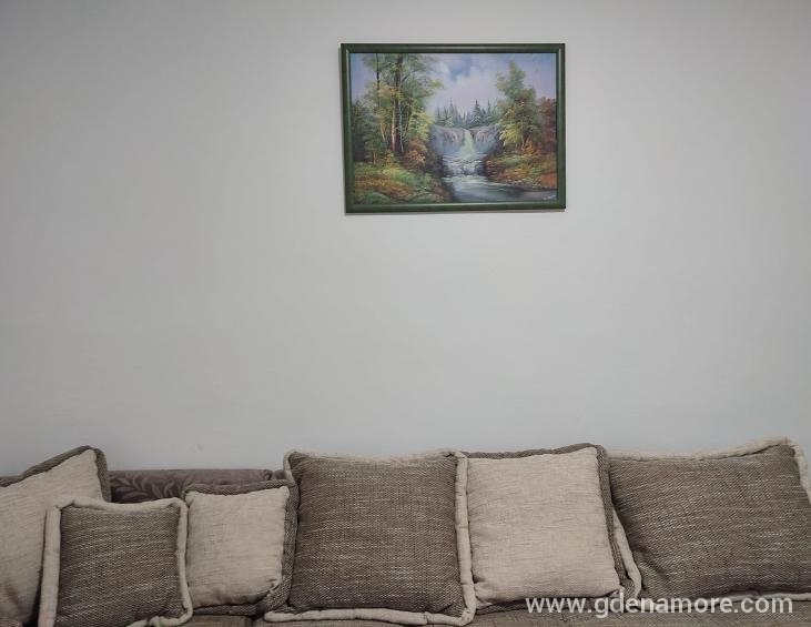 mali apartman 4